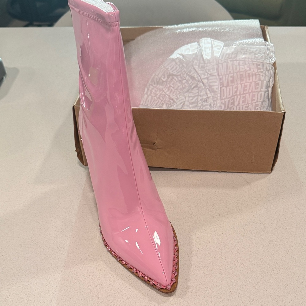 Steve Madden Glossy Pink Heeled Boots